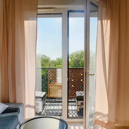 Sunny In Cracow كراكوفيا